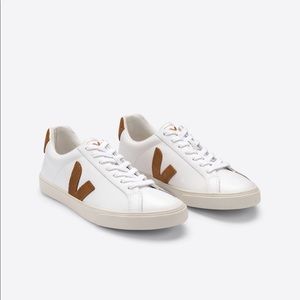 Veja Esplar size 38 GUC